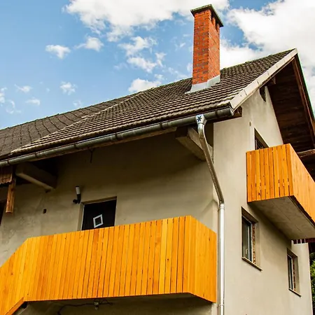 Daire Organic Farm Hvadnik *