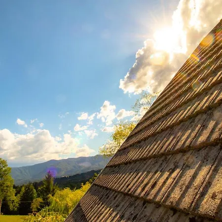 Organic Farm Hvadnik アパート Tržič